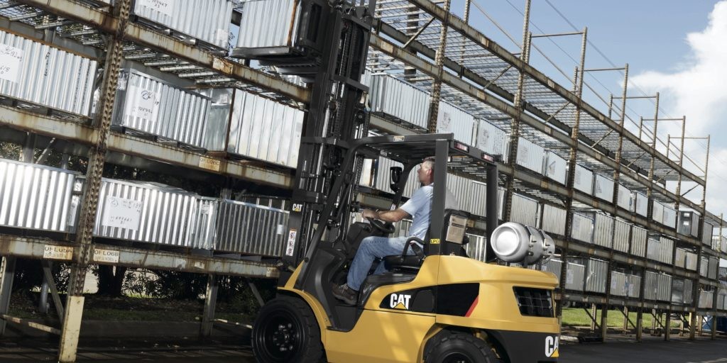 CAT Forklift with a pallet